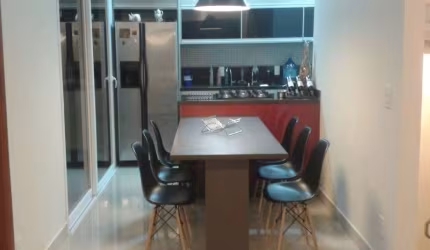 Casa  Venda em condomínio fechado,vista para toda cidade de Jundiaí
