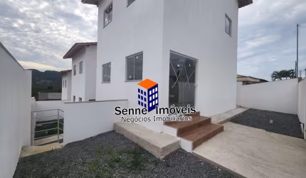 DUPLEX COM 3 QTS E 02 BANHEIROS NA 1ª ETAPA