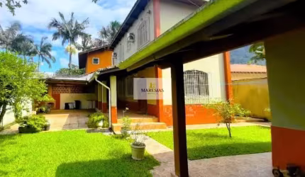 Casa para venda em Maresias de 574.00m² com 4 Quartos, 2 Suites e 4 Garagens
