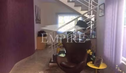 Sobrado para venda em Aruã de 340.00m² com 2 Quartos, 2 Suites e 6 Garagens