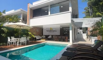 Casa para venda e aluguel em Maresias de 250.00m² com 5 Quartos, 3 Suites e 2 Garagens