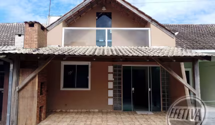 Casa para venda em Matinhos de 46.00m² com 3 Quartos e 1 Garagem