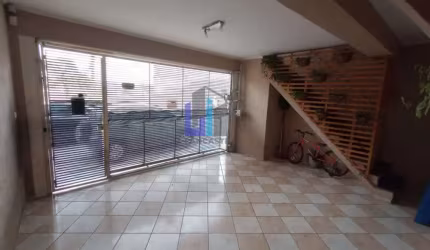 Sobrado para venda em Jardim Mauá de 90.00m² com 3 Quartos, 1 Suite e 2 Garagens