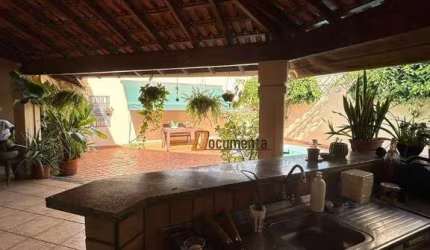 Casa para venda em Ipanema de 229.00m² com 2 Quartos, 2 Suites e 2 Garagens