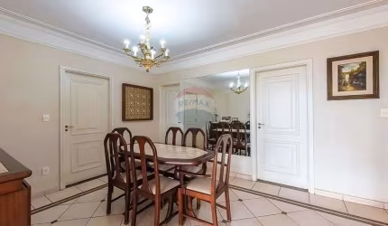Apartamento para venda em Centro de 224.00m² com 4 Quartos, 1 Suite e 2 Garagens