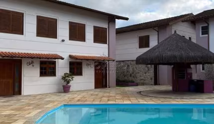 Apartamento para venda em Maranduba de 120.00m² com 3 Quartos e 2 Garagens