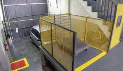 Galpão / Depósito / Armazém para venda em Cerâmica de 286.00m² com 2 Garagens