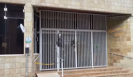 Apartamento para venda e aluguel em Centro de 202.00m² com 4 Quartos, 1 Suite e 2 Garagens
