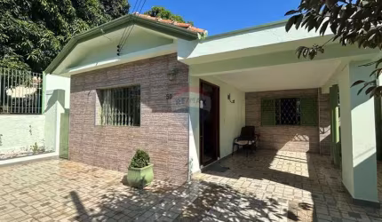 Prédio Comercial para alugar em Centro de 177.00m² com 3 Quartos e 3 Garagens