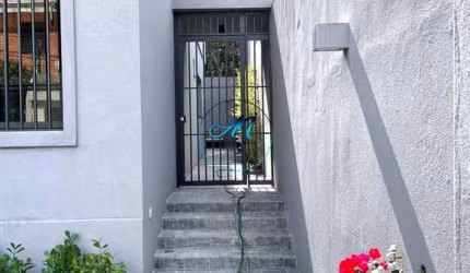 Sobrado para venda em Jardim Da Glória de 117.00m² com 3 Quartos, 1 Suite e 2 Garagens