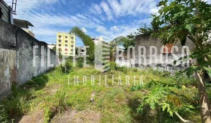 Terreno para venda em Penha de 756.00m²