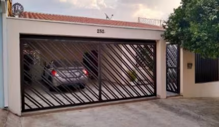 Casa para venda em Jardim Pau Preto de 183.37m² com 3 Quartos, 1 Suite e 2 Garagens