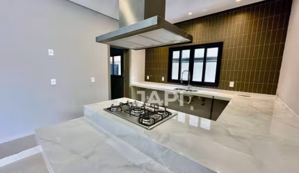 Casa de Condomínio para venda em Recanto Iv Centenário de 276.00m² com 3 Quartos, 3 Suites e 4 Garagens
