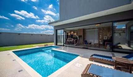 Casa de Condomínio para venda em Granja Viana de 231.00m² com 3 Quartos, 3 Suites e 4 Garagens