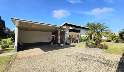 Casa de Condomínio para venda em Vila Moraes de 420.00m² com 3 Quartos, 3 Suites e 10 Garagens