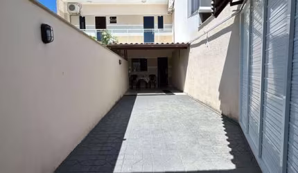 Casa para venda em Loteamento Praia Do Coral (tamoios) de 70.00m² com 2 Quartos