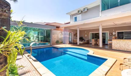 Casa de Condomínio para venda em Condomínio Guaporé de 373.18m² com 4 Quartos e 4 Suites