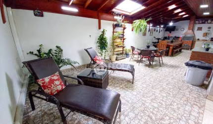 Casa para venda em Antônio Zanaga I de 308.00m² com 3 Quartos, 1 Suite e 4 Garagens