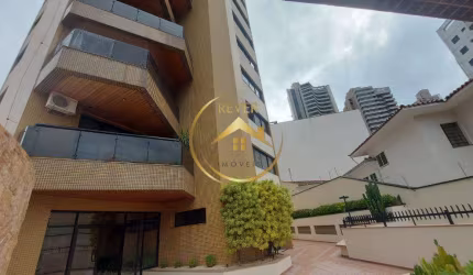 Apartamento para venda em Cambuí de 248.00m² com 4 Quartos, 4 Suites e 3 Garagens