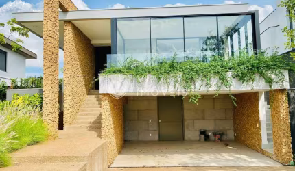 Casa para venda em Alphaville Nova Esplanada 3 de 260.00m² com 3 Quartos, 3 Suites e 4 Garagens