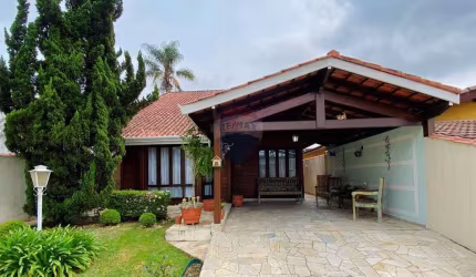 Casa para venda em Parque Residencial Itapeti de 218.46m² com 3 Quartos e 3 Suites