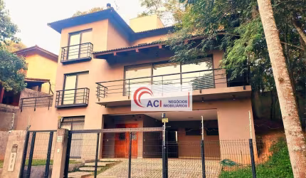 Casa de Condomínio para venda em Vila Verde de 250.00m² com 3 Quartos, 3 Suites e 4 Garagens