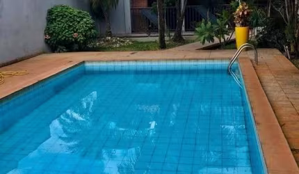 Casa de Condomínio para venda em Parque Egisto Ragazzo de 190.00m² com 2 Quartos e 3 Garagens