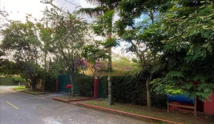 Casa para venda em Chácara Vale Do Rio Cotia de 285.00m² com 3 Quartos, 3 Suites e 4 Garagens