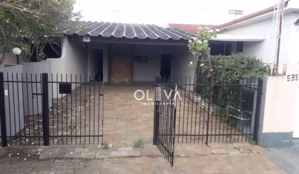 Casa para venda em Jardim Estrela de 240.00m² com 4 Quartos, 2 Suites e 4 Garagens