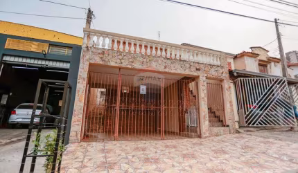 Casa para venda em Vila Hortência de 206.00m² com 2 Quartos e 1 Garagem