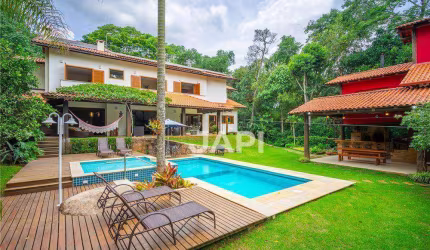 Casa de Condomínio para venda em Jardim Caxambu de 567.00m² com 5 Quartos, 5 Suites e 8 Garagens