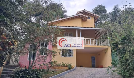 Casa de Condomínio para venda em Vila Verde de 259.00m² com 4 Quartos, 1 Suite e 4 Garagens