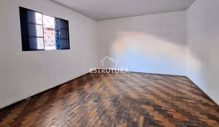 Casa para alugar em Parque Universitário de 40.00m² com 1 Quarto e 2 Garagens