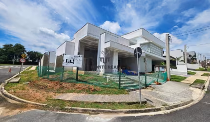 Casa para venda em Aparecidinha de 196.00m² com 3 Quartos, 3 Suites e 4 Garagens