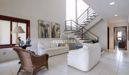 Casa de Condomínio para venda em Cidade Jardim de 350.00m² com 4 Quartos, 1 Suite e 6 Garagens