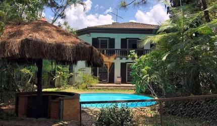 Casa para venda e aluguel em Chácara São João de 698.75m² com 3 Quartos, 3 Suites e 6 Garagens