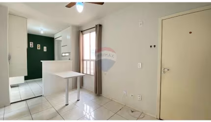 Apartamento para venda em Parque Industrial de 45.00m² com 2 Quartos e 1 Garagem
