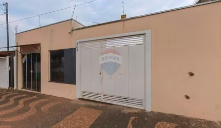 Casa para venda em Conjunto Habitacional Narciso Gomes de 150.36m² com 3 Quartos, 1 Suite e 3 Garagens