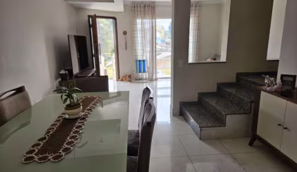 Sobrado para venda em Cidade Industrial de 160.00m² com 4 Quartos, 1 Suite e 1 Garagem