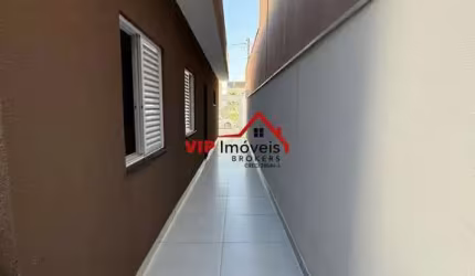 Casa para venda em Residencial Santa Giovana de 75.00m² com 3 Quartos, 1 Suite e 2 Garagens