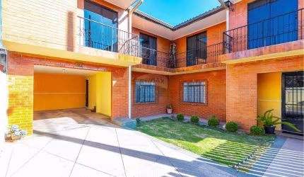 Casa para venda em Sítio Cercado de 222.00m² com 4 Quartos, 2 Suites e 3 Garagens