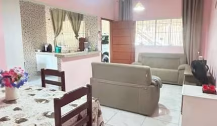 Casa para venda em Medeiros de 145.00m² com 3 Quartos, 1 Suite e 2 Garagens