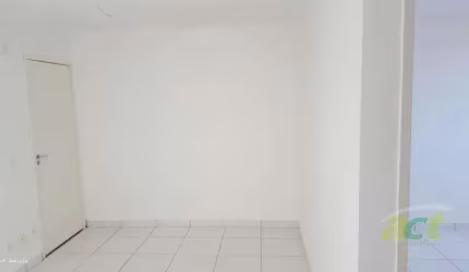 Apartamento para alugar em Monte Carlo de 40.00m² com 2 Quartos e 1 Garagem