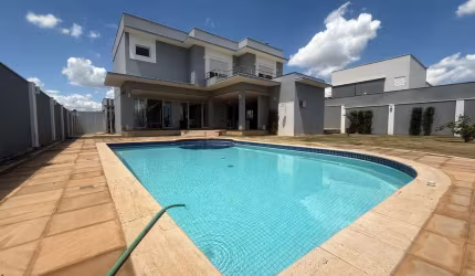 Casa de Condomínio para venda em Campestre de 388.00m² com 4 Quartos, 4 Suites e 7 Garagens