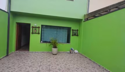Sobrado para venda em Indianópolis de 128.00m² com 3 Quartos, 1 Suite e 2 Garagens