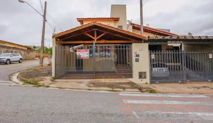 Casa para venda em Jardim Guadalajara de 149.83m² com 3 Quartos, 1 Suite e 2 Garagens