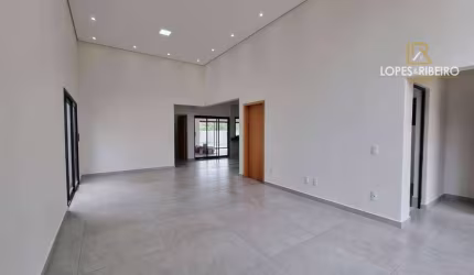 Casa de Condomínio para venda em Parque Residencial Nazaré de 231.00m² com 3 Quartos, 3 Suites e 4 Garagens