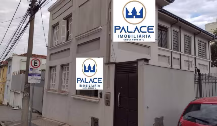 Casa para alugar em Centro de 217.00m² com 3 Quartos