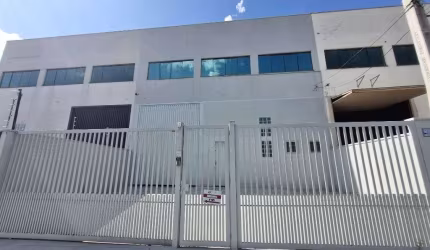 Galpão / Depósito / Armazém para venda e aluguel em Parque Via Norte de 290.00m² com 2 Garagens