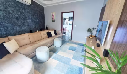 Casa para venda em Jardim Santa Luzia de 138.00m² com 3 Quartos, 1 Suite e 3 Garagens